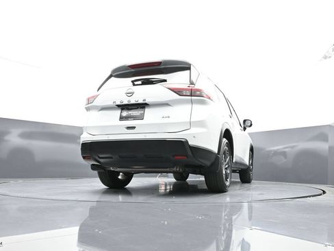 Used 2026 Nissan Rogue SV AWD/4WD image 43