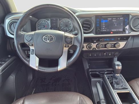 Used 2017 Toyota Tacoma Limited w/ Tow Package AWD/4WD image 15