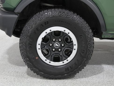 Used 2023 Ford Bronco 2-Door w/ Sasquatch Package image 23