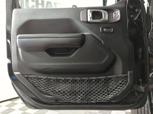 Used 2021 Jeep Wrangler Unlimited Sport AWD/4WD image 8