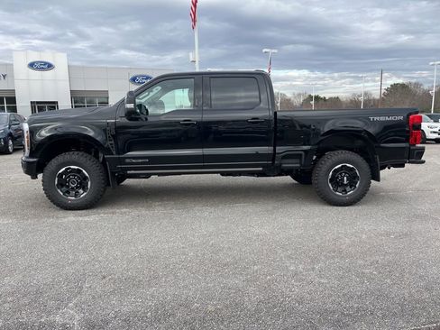 New 2026 Ford F350 Platinum w/ Tremor Off-Road Package AWD/4WD image 8