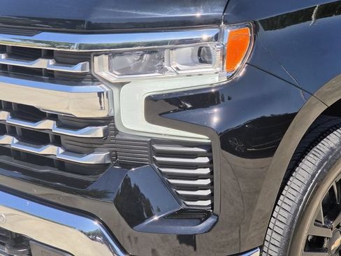 Used 2025 Chevrolet Silverado 1500 LTZ w/ LTZ Premium Package AWD/4WD image 6