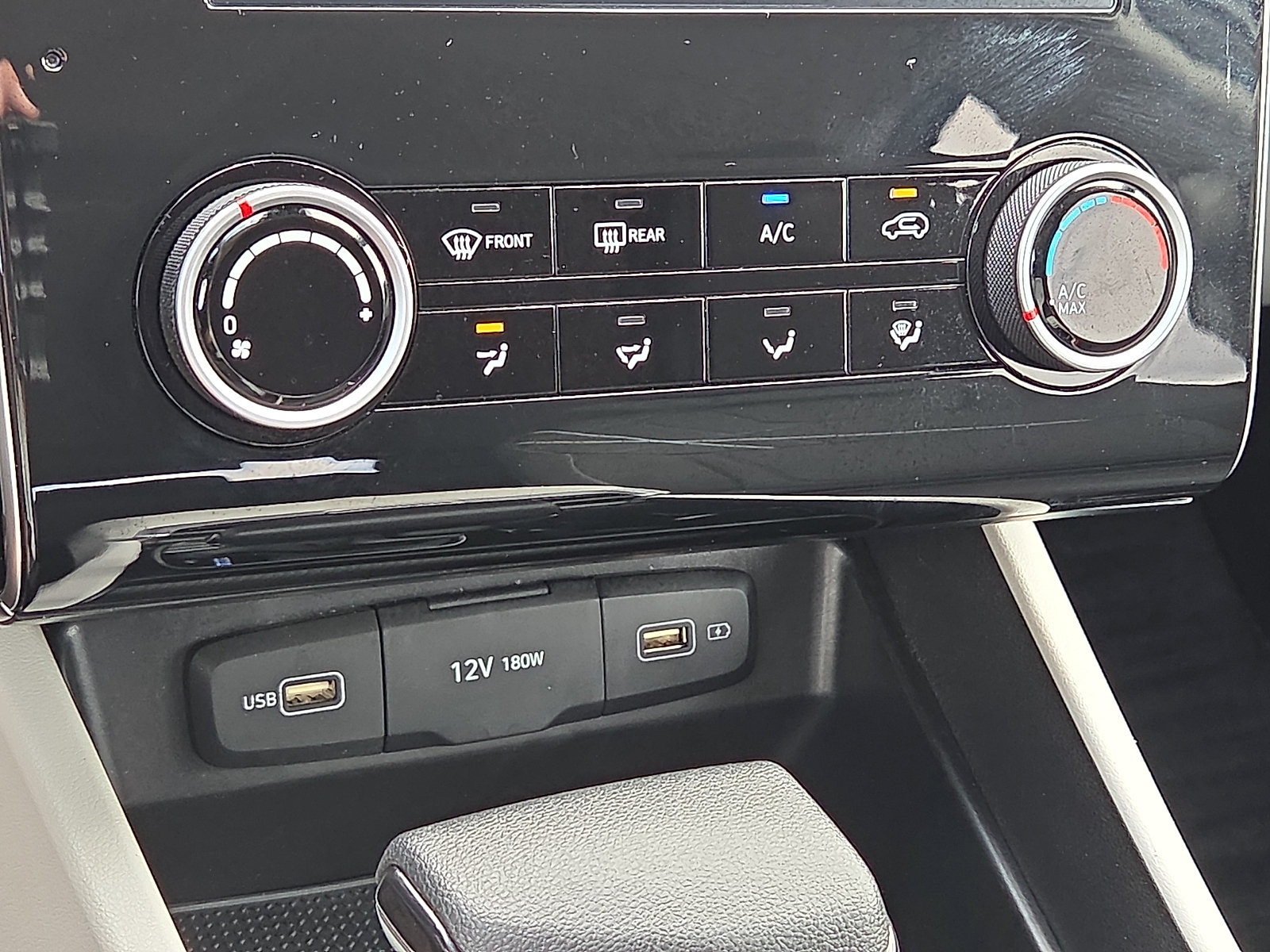 Used 2022 Hyundai Tucson SEL AWD/4WD image 19