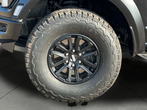 Used 2024 Ford F150 Raptor AWD/4WD image 32