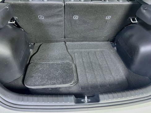 Used 2023 Kia Niro EX FWD image 25