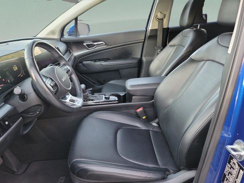 Certified 2023 Kia Sportage EX FWD image 16