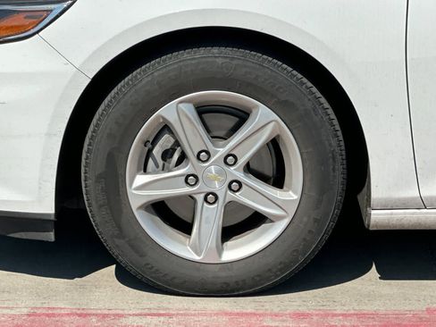 Used 2023 Chevrolet Malibu LS image 12