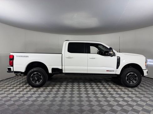 Used 2024 Ford F350 Lariat w/ Lariat Ultimate Package AWD/4WD image 5