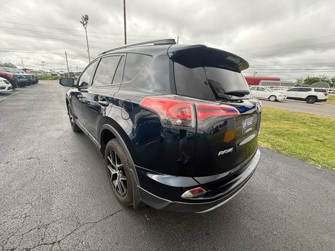 Used 2018 Toyota RAV4 SE w/ Power Extra Value Package AWD/4WD image 6