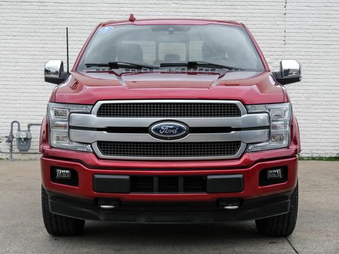 Used 2018 Ford F150 Platinum w/ Equipment Group 701A Luxury AWD/4WD image 3