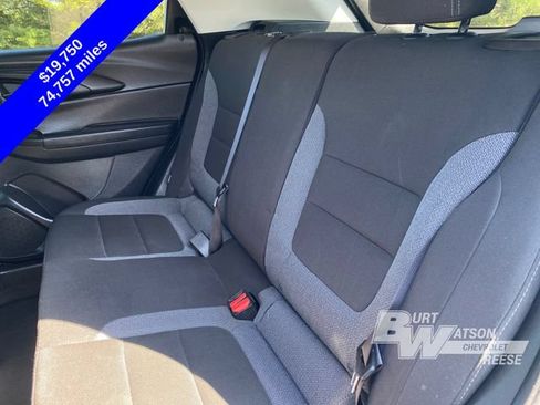 Used 2022 Chevrolet TrailBlazer LT w/ Convenience Package FWD image 18