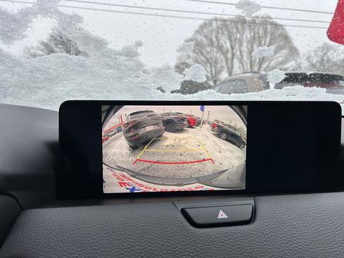 Certified 2025 MAZDA CX-70 Plug-In Hybrid w/ Premium Pkg image 15