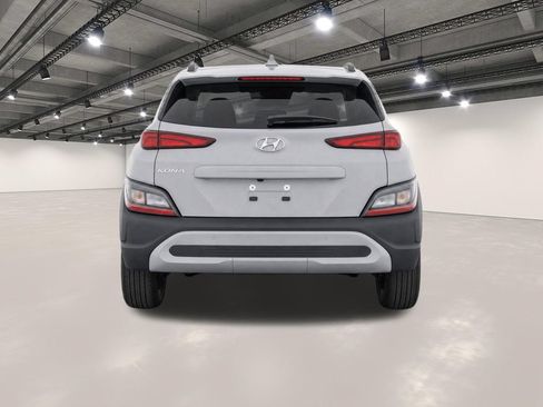 Used 2022 Hyundai Kona SEL w/ Convenience Package FWD image 7