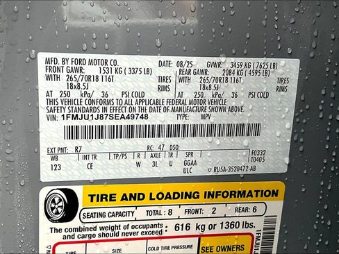 Certified 2025 Ford Expedition Active AWD/4WD image 16