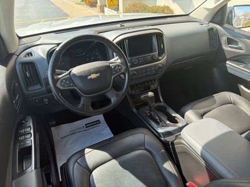 Used 2019 Chevrolet Colorado Z71 AWD/4WD image 18