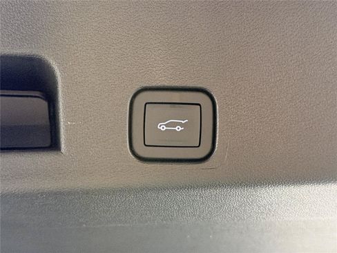 New 2026 GMC Acadia Elevation w/ Black Edition FWD image 19
