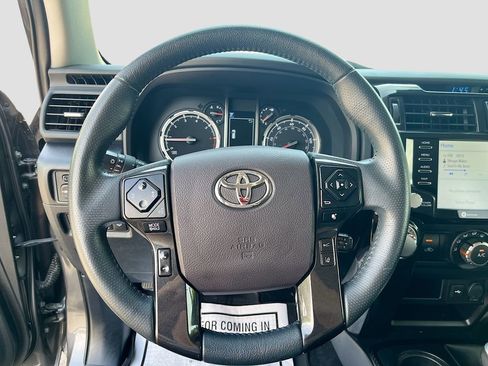 Used 2022 Toyota 4Runner TRD Off-Road Premium image 11