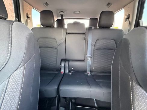 Used 2025 Nissan Pathfinder SV FWD image 16