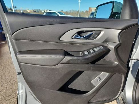 Certified 2023 Chevrolet Traverse LT image 21
