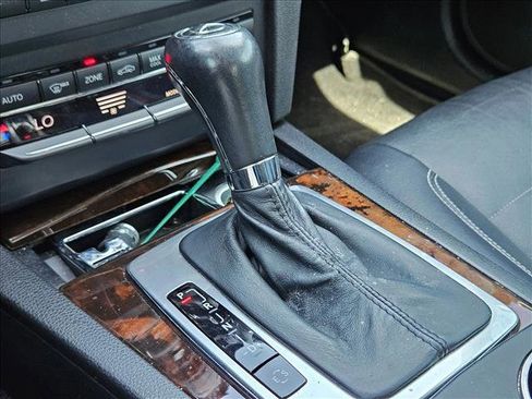 Used 2011 Mercedes-Benz E 350 Cabriolet image 12