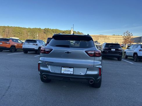 Used 2024 Chevrolet TrailBlazer RS w/ Driver Confidence Package image 4