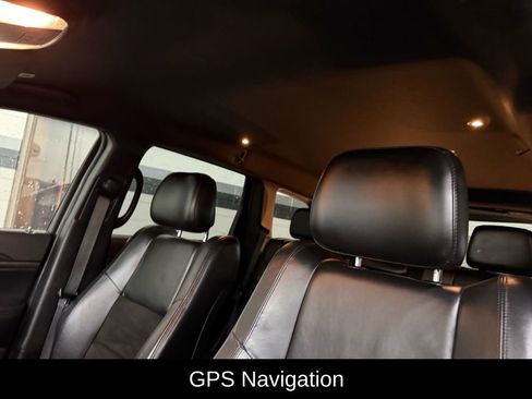 Used 2020 Jeep Grand Cherokee Altitude image 7