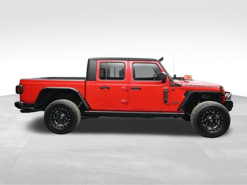 Used 2020 Jeep Gladiator Rubicon w/ Cold Weather Group AWD/4WD image 6