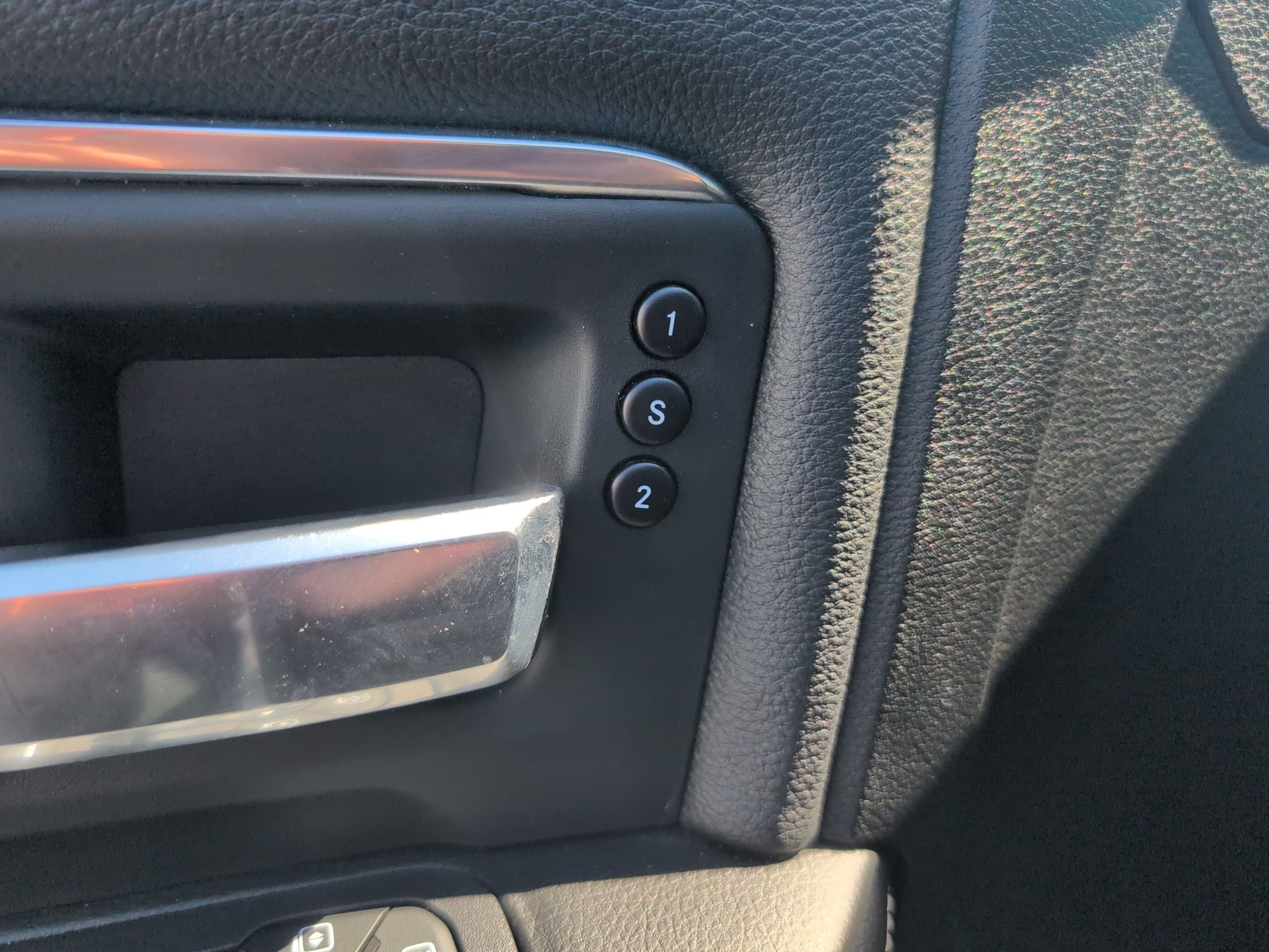 Used 2026 RAM 2500 Laramie AWD/4WD image 17