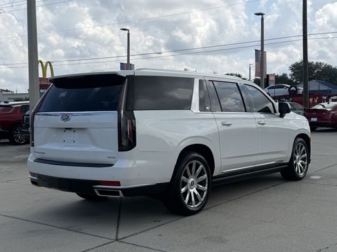 Used 2021 Cadillac Escalade ESV Premium Luxury Platinum RWD image 3
