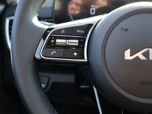 New 2026 Kia Seltos S image 33