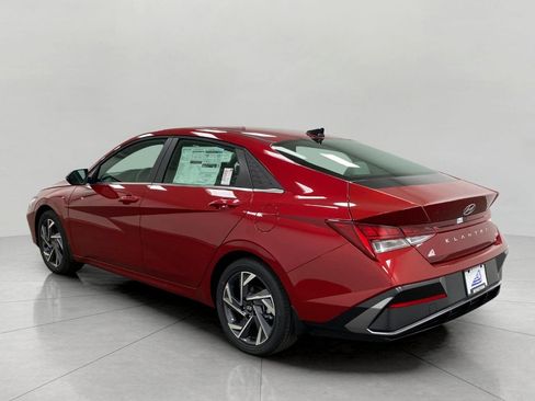 New 2026 Hyundai Elantra Limited image 6