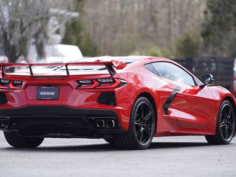 Used 2023 Chevrolet Corvette Stingray Premium Cpe w/ Z51 Performance Package RWD image 3