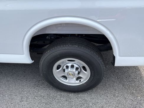 New 2025 Chevrolet Express 3500 w/ Driver Convenience Package RWD image 8