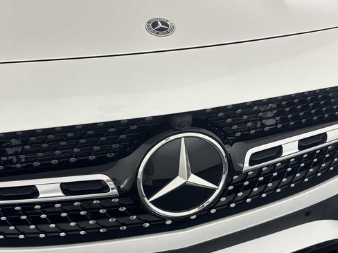 Used 2025 Mercedes-Benz GLA 250 4MATIC image 13