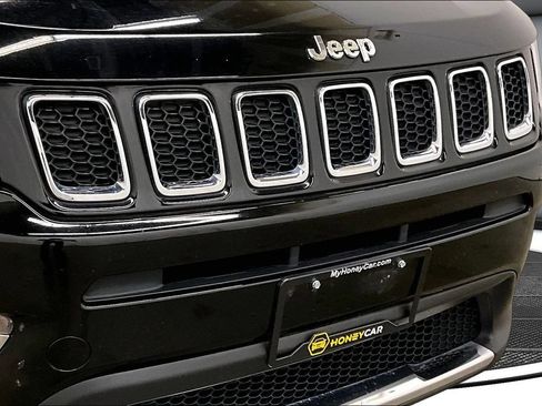 Used 2019 Jeep Compass Limited AWD/4WD image 32