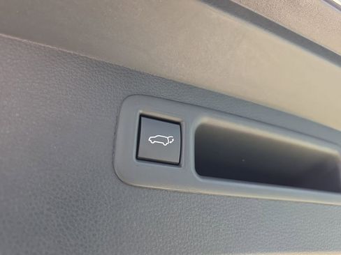New 2026 Toyota Highlander Limited AWD/4WD image 32