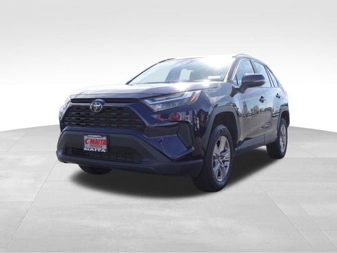 Used 2025 Toyota RAV4 XLE image 8