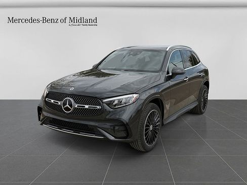 New 2026 Mercedes-Benz GLC 300 image 3