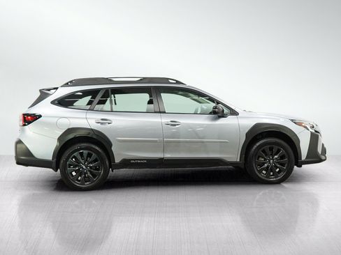 Used 2023 Subaru Outback Onyx Edition XT AWD/4WD image 6