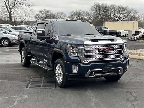 Used 2020 GMC Sierra 3500 Denali w/ Denali Ultimate Package image 3