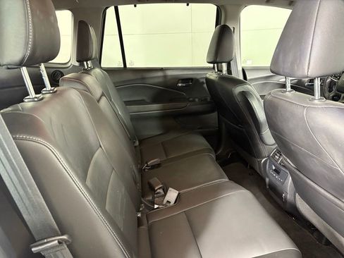 Used 2021 Honda Pilot EX-L image 16