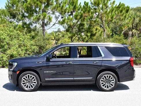 Used 2023 GMC Yukon Denali Ultimate AWD/4WD image 27