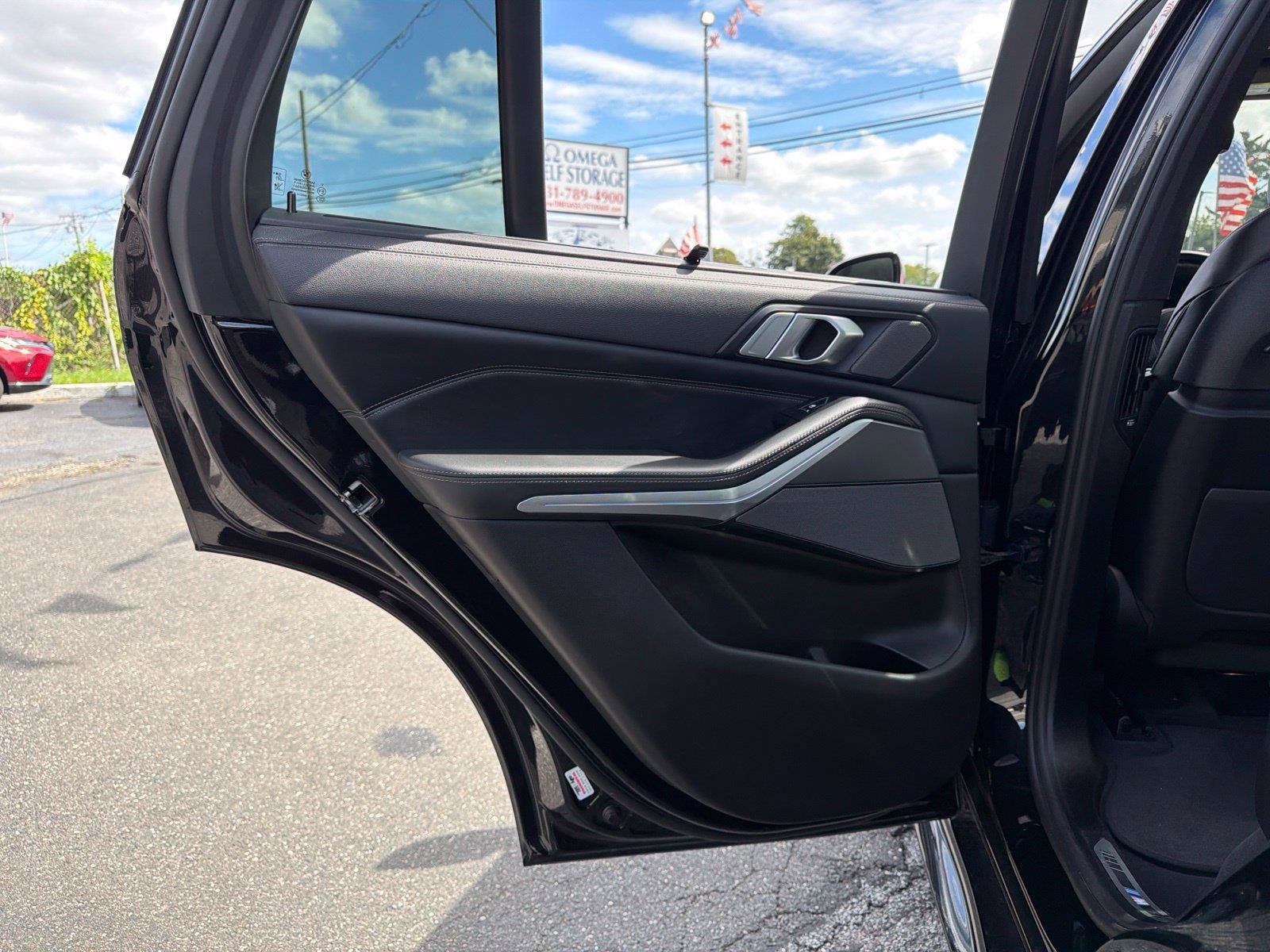 Used 2022 BMW X5 M50i w/ Executive Package AWD/4WD image 24