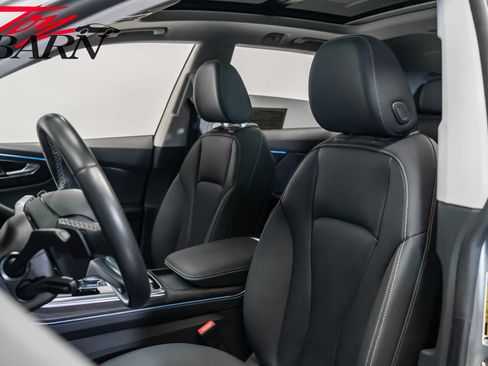 Used 2022 Audi Q8 Premium Plus image 25