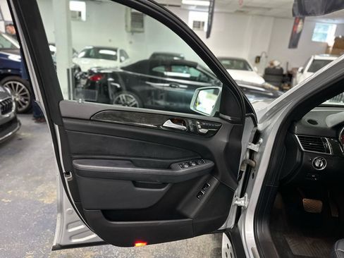 Used 2019 Mercedes-Benz GLS 450 4MATIC w/ Premium 1 Package image 13