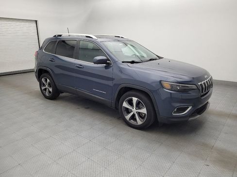 Used 2019 Jeep Cherokee Limited FWD image 11