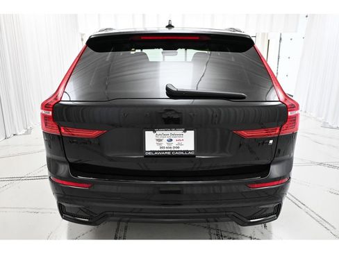 Used 2025 Volvo XC60 T8 Plus w/ Protection Package Premier AWD/4WD image 6