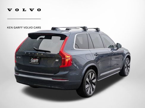 Certified 2023 Volvo XC90 T8 Ultimate image 3
