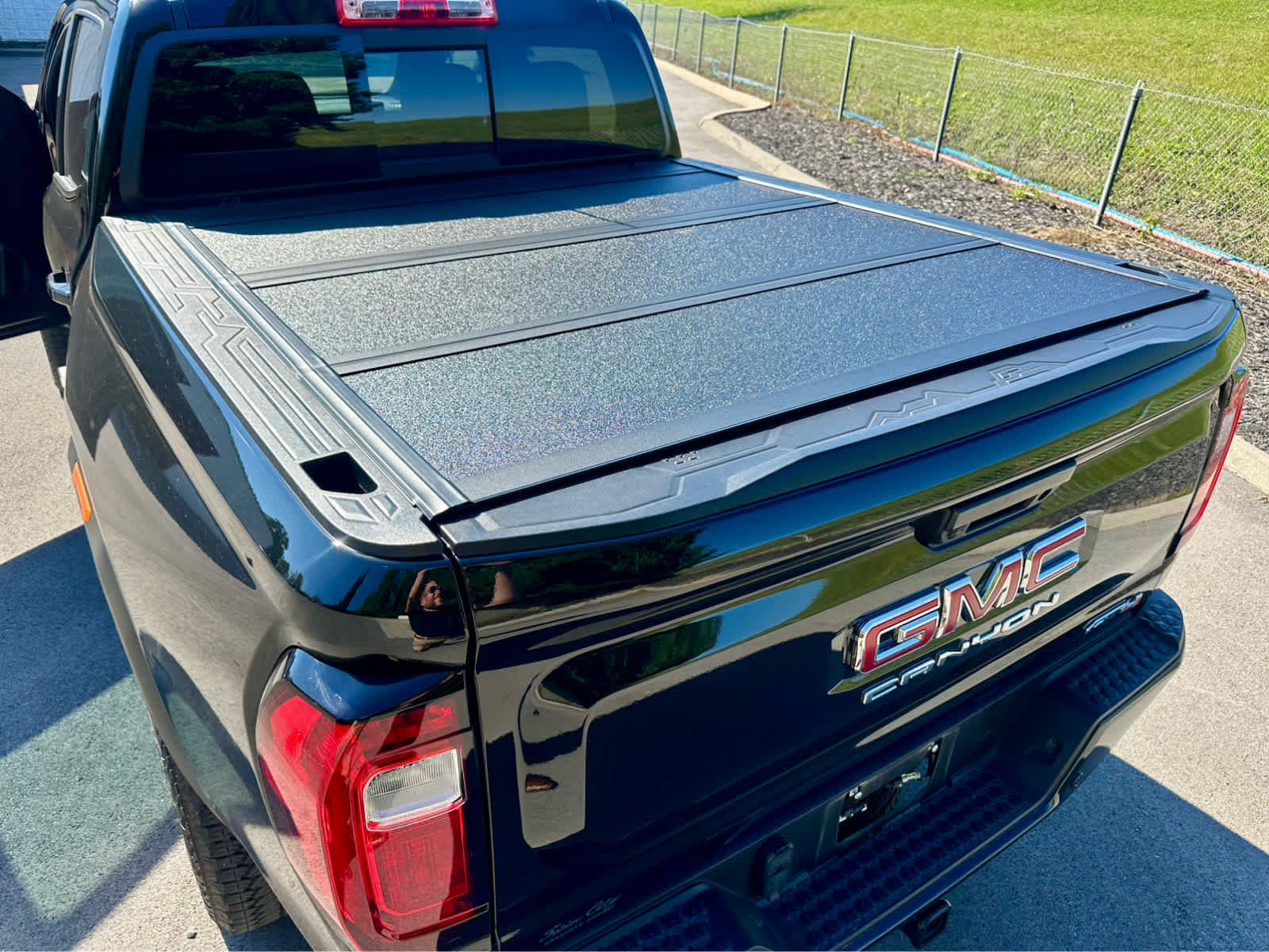 Used 2024 GMC Canyon AT4 w/ Technology Package AWD/4WD image 14