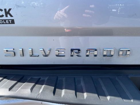 Used 2018 Chevrolet Silverado 1500 LT w/ All Star Edition AWD/4WD image 7